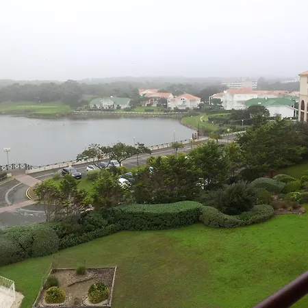 Vue - 1 Piece - Entier Pour 4 Personnes *